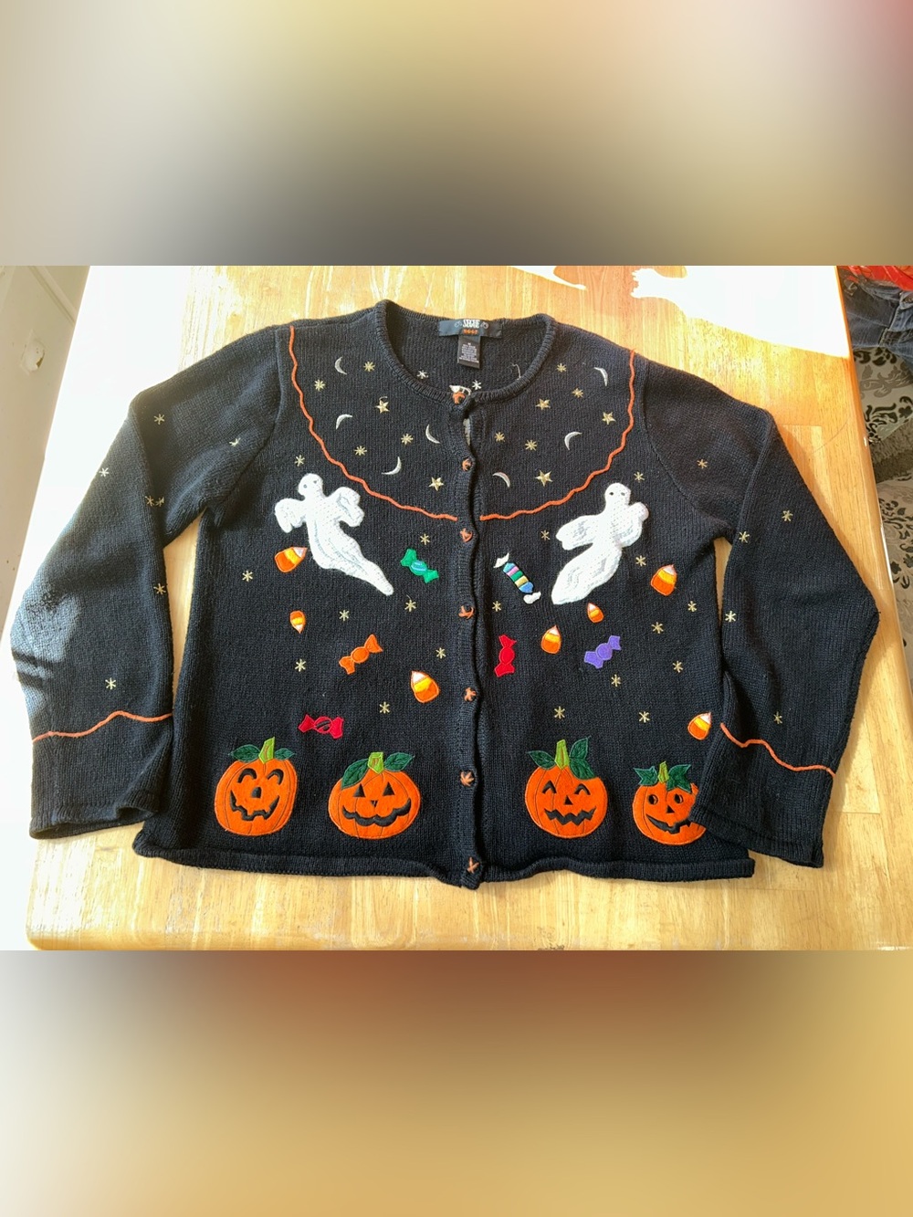 Vintage Black Halloween Cardigan yarn sweater embroidered woman’s M repair